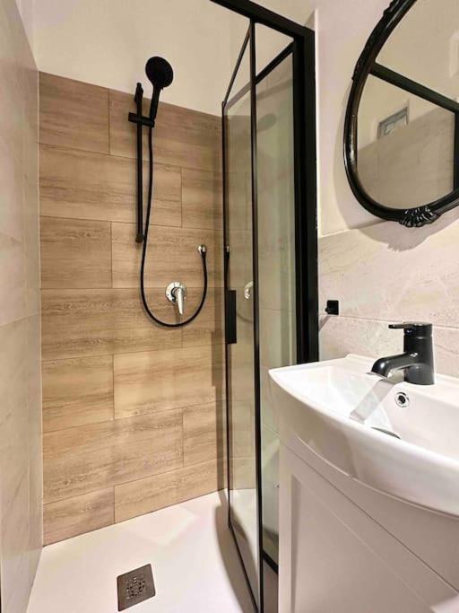 شقة Warm Retreat In The Heart Of Florence Cls Station المظهر الخارجي الصورة